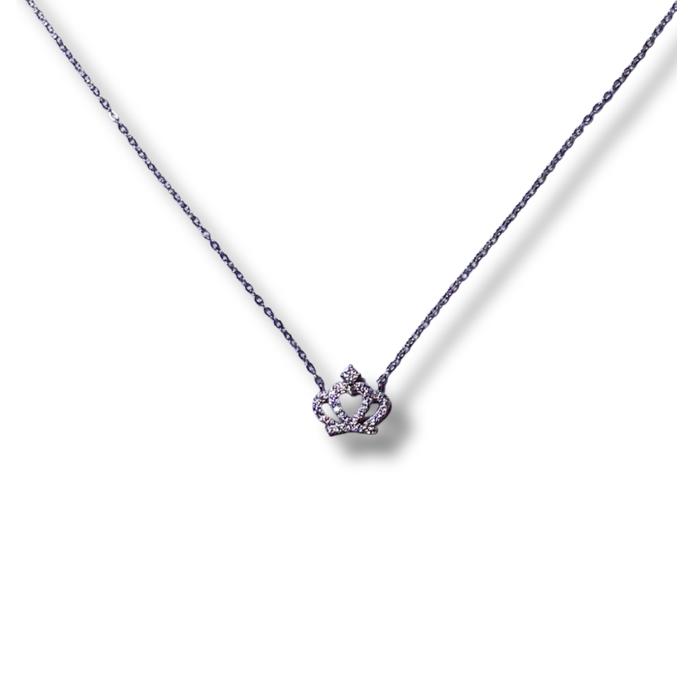 Necklace with a pendant 